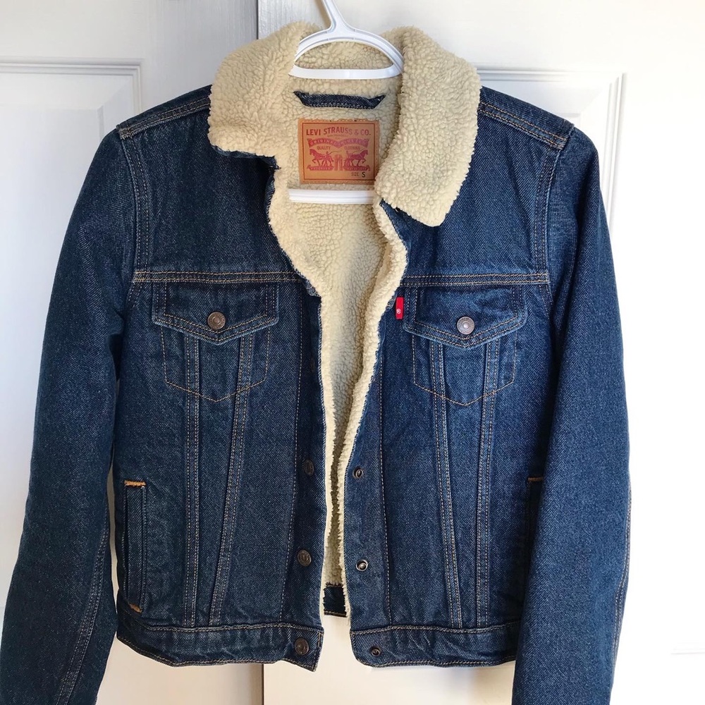Levi’s sherpa denim jacket